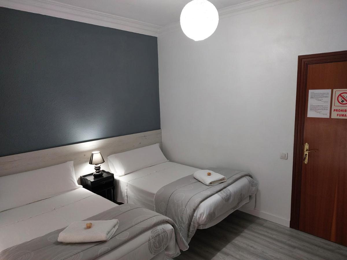 Pension Saint Mateo Logroño Buitenkant foto