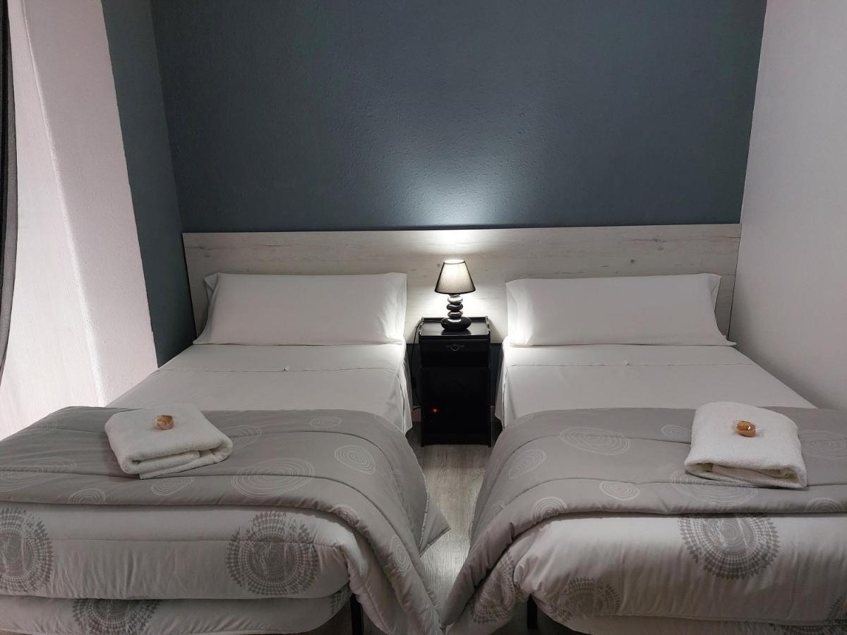 Pension Saint Mateo Logroño Buitenkant foto