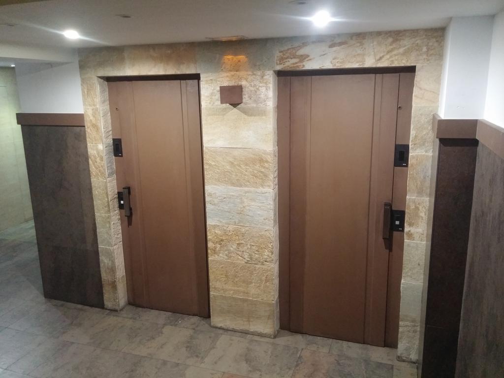 Pension Saint Mateo Logroño Buitenkant foto