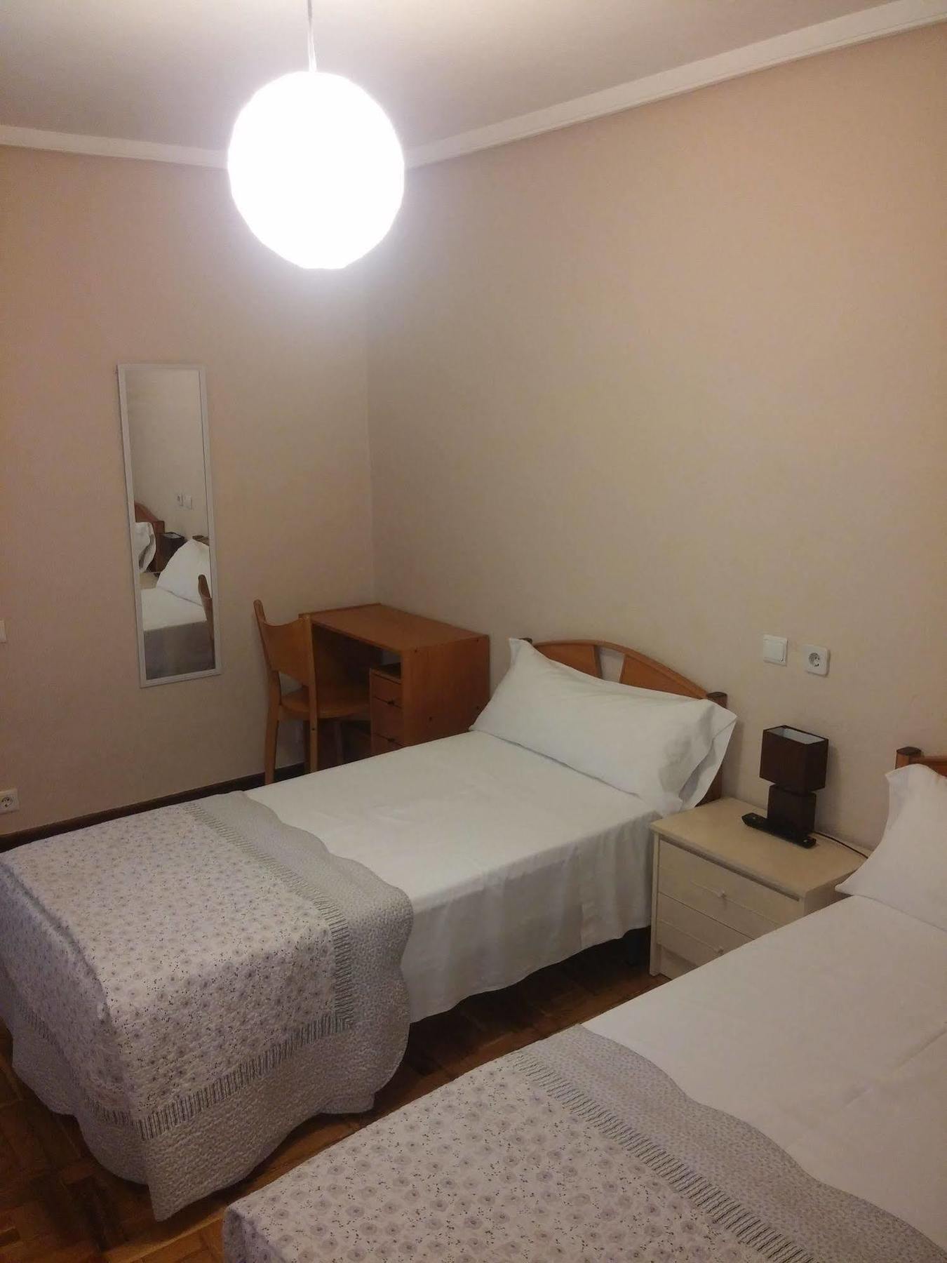 Pension Saint Mateo Logroño Buitenkant foto