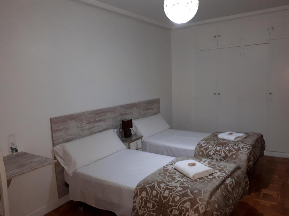Pension Saint Mateo Logroño Buitenkant foto